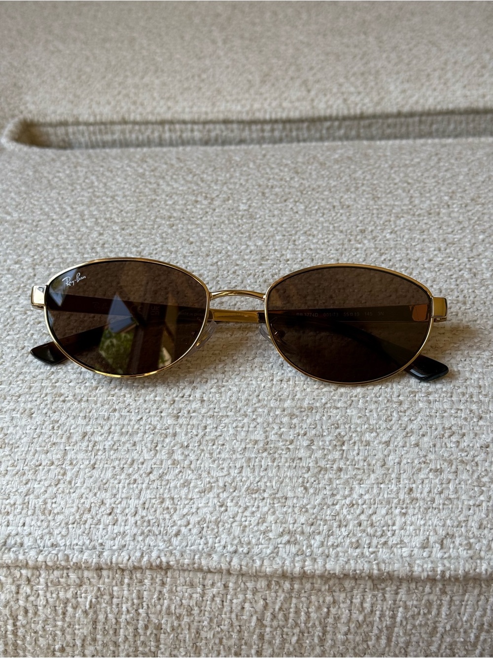 Ray-Ban Women’s Polished Gold Frame Sunglasses with Dark Brown Lenses RB3774D